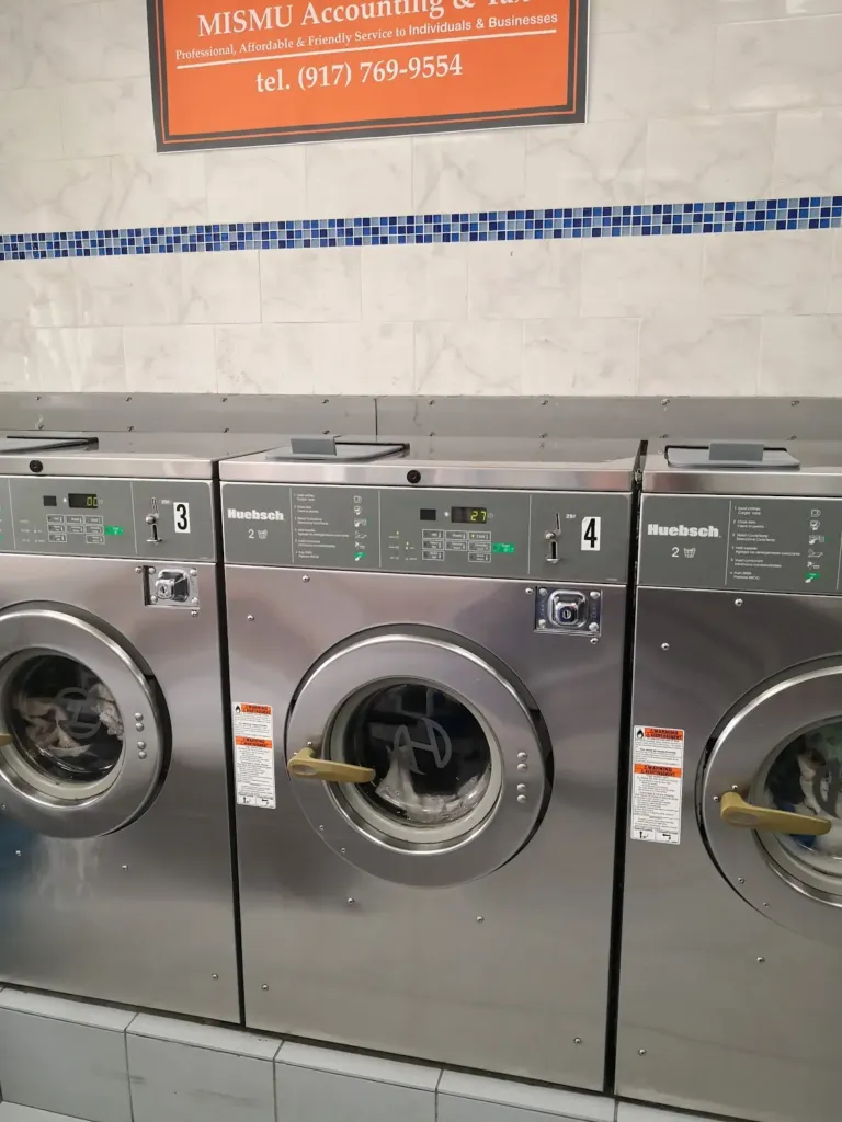 Chico’s Laundromat